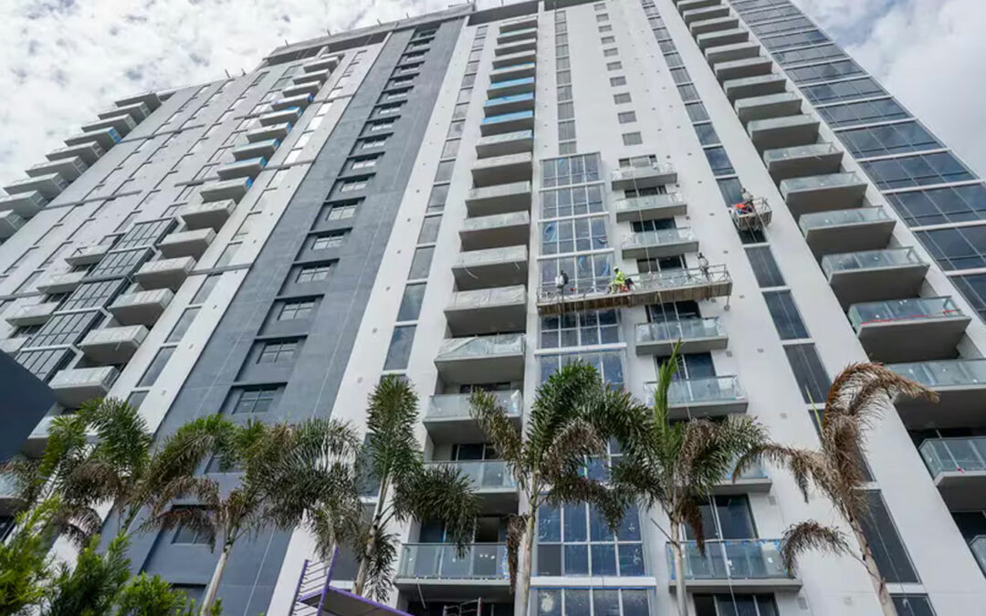 AER tower in downtown Tampa nears completion